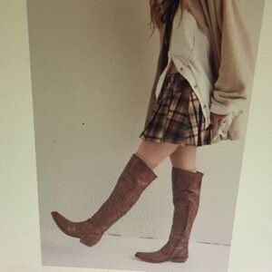 Brown Knee-High Leather Boots